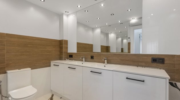 Resale - Apartments -
Los Montesinos