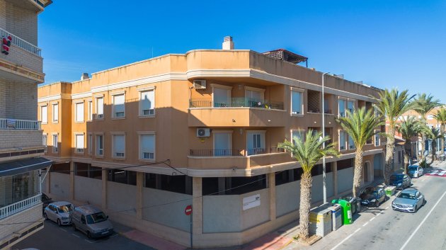 Resale - Apartments -
Los Montesinos