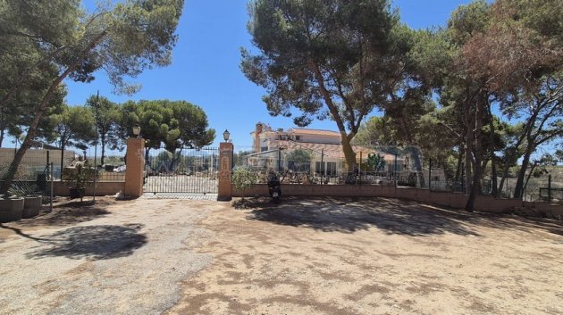 Reventa - Chalets -
Torrevieja - Los Balcones