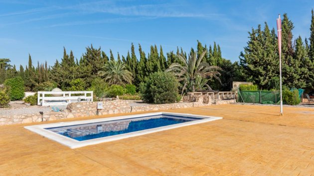 Resale - Villa -
Los Montesinos