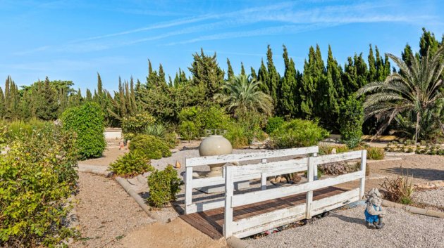 Resale - Villa -
Los Montesinos