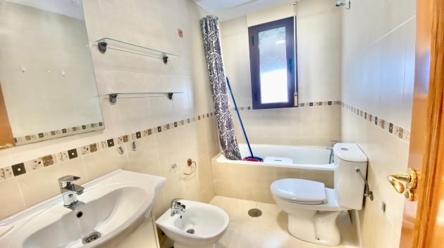 Resale - Apartments -
Alfas del Pí