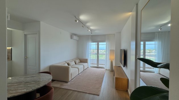 Reventa - Apartamentos -
Orihuela Costa - Punta Prima