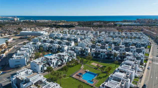 Resale - Apartments -
Punta Prima