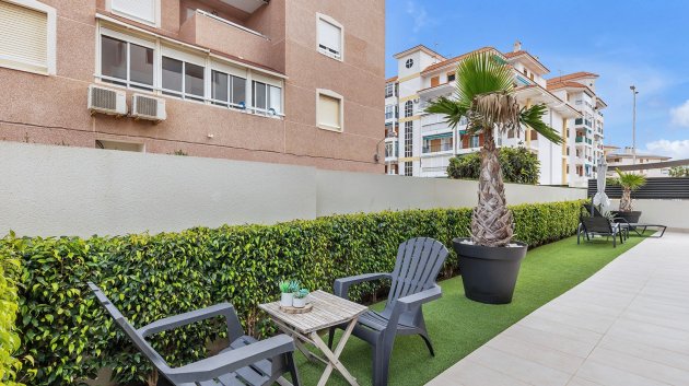 Reventa - Apartamentos -
Torrevieja - Torrelamata - La Mata
