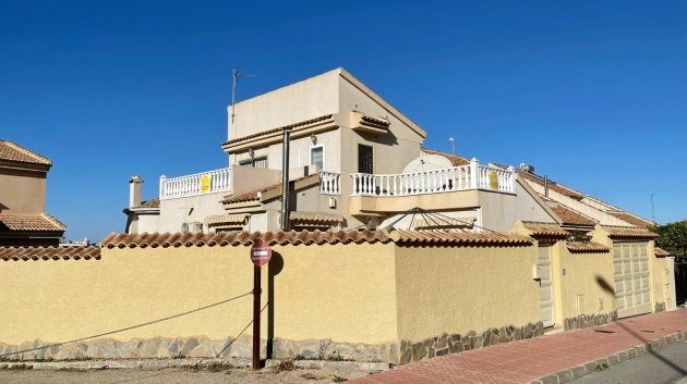 Resale - Villa -
Ciudad Quesada - Rojales