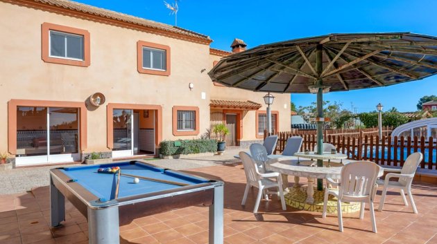 Resale - Villa -
Los Montesinos