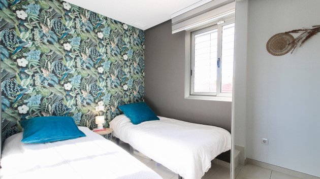 Reventa - Adosado -
Torrevieja - Aguas Nuevas 1