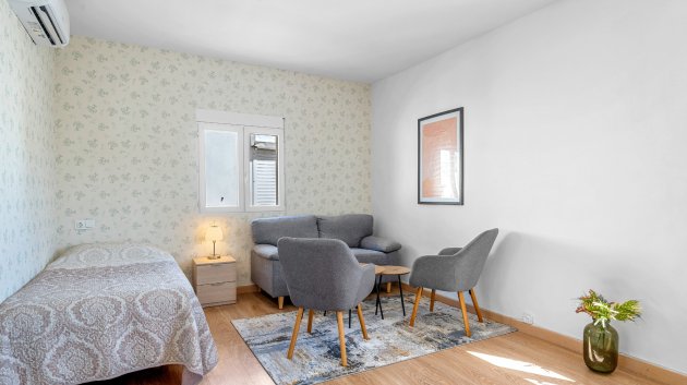 Reventa - Chalets -
Rojales - Costa Blanca