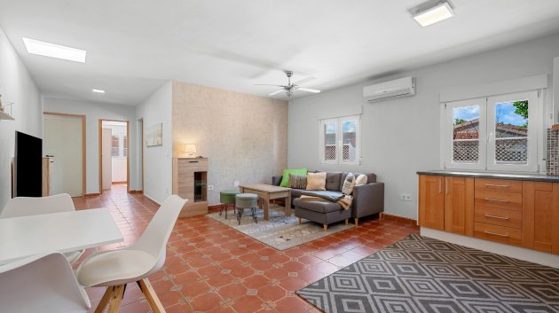 Reventa - Chalets -
Rojales - Costa Blanca