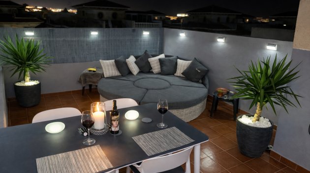 Reventa - Adosado -
Orihuela Costa - La Zenia