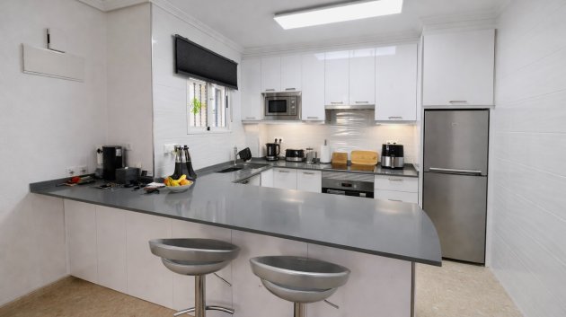 Reventa - Adosado -
Orihuela Costa - La Zenia