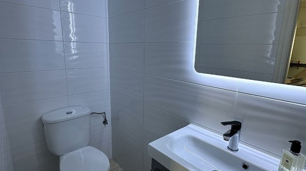 Reventa - Adosado -
Orihuela Costa - La Zenia