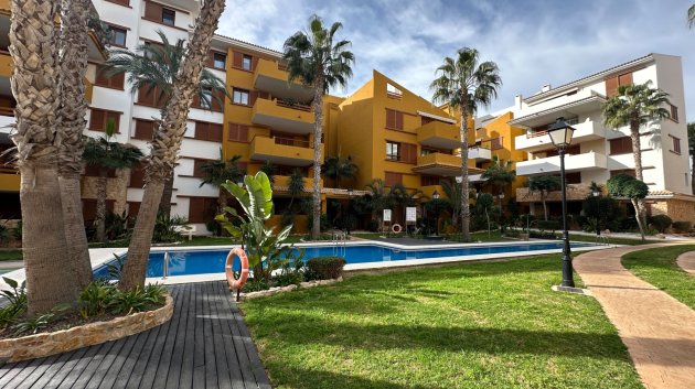 Reventa - Apartamentos -
Orihuela Costa - Punta Prima
