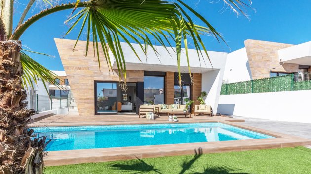 Obra nueva - Chalets -
Finestrat
