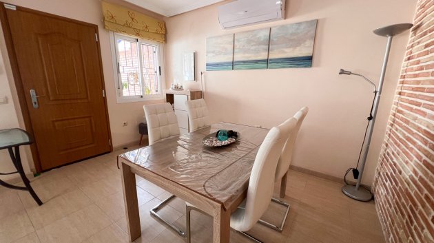 Resale - Villa -
Pilar de la Horadada