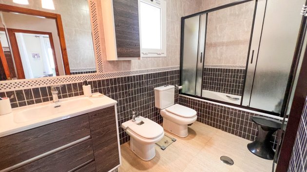 Resale - Villa -
Pilar de la Horadada