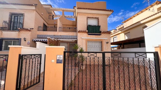 Resale - Villa -
Pilar de la Horadada