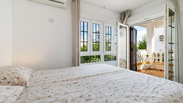 Revente - Villa -
Orihuela Costa - Villamartín