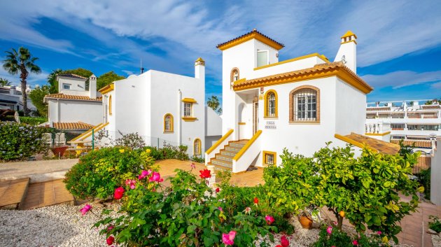 Revente - Villa -
Orihuela Costa - Villamartín