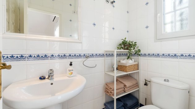 Revente - Villa -
Orihuela Costa - Villamartín