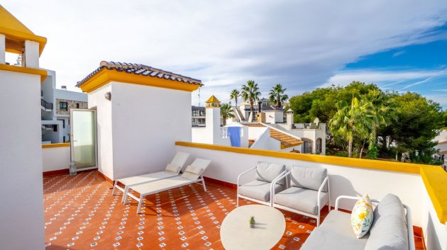Revente - Villa -
Orihuela Costa - Villamartín