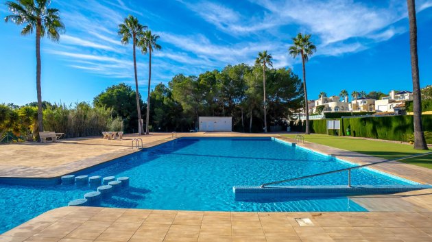 Revente - Villa -
Orihuela Costa - Villamartín