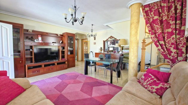 Revente - Villa -
Orihuela Costa - Las Filipinas