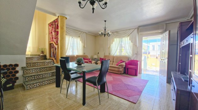 Revente - Villa -
Orihuela Costa - Las Filipinas