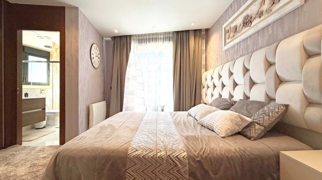 Revente - Villa -
Orihuela Costa - Villamartín