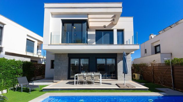 Revente - Villa -
Vistabella