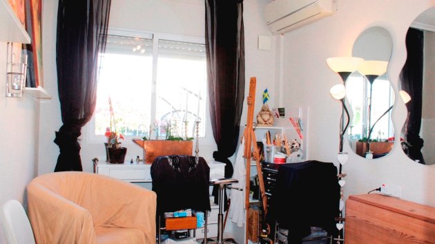 Revente - Maison de ville -
Villamartín - PAU 8