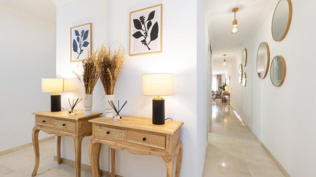 Reventa - Apartamentos -
Fuengirola