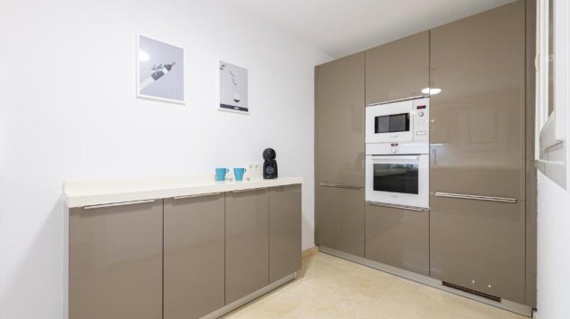 Reventa - Apartamentos -
Fuengirola