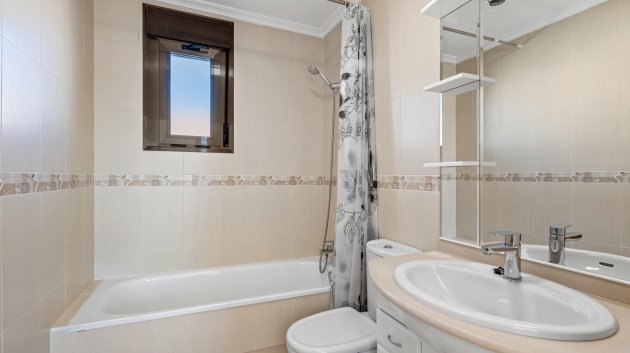 Revente - Maison de ville -
San Miguel de Salinas