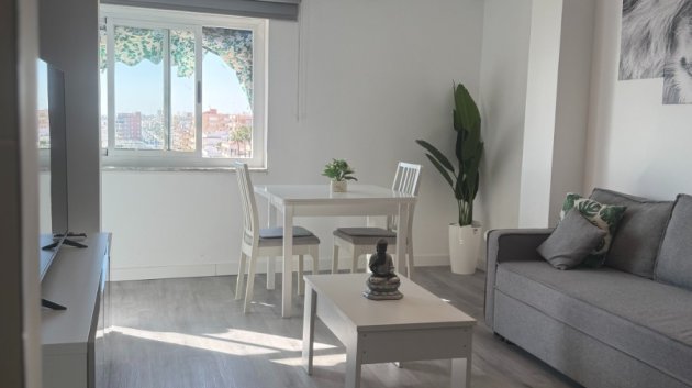 Reventa - Apartamentos -
Santa Pola