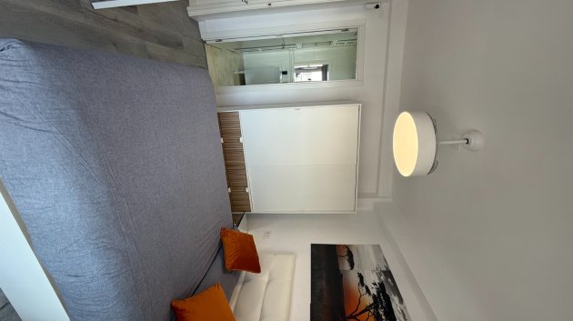 Reventa - Apartamentos -
Santa Pola