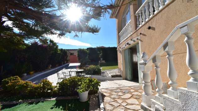 Revente - Villa -
Orihuela Costa - Los Balcones