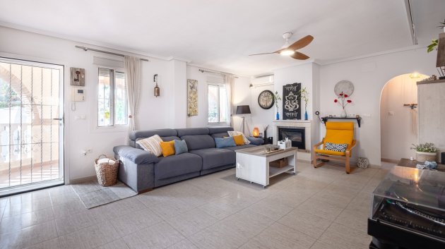 Resale - Villa -
Santa Pola - Gran Alacant