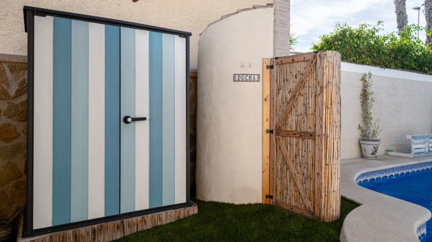 Resale - Villa -
Santa Pola - Gran Alacant