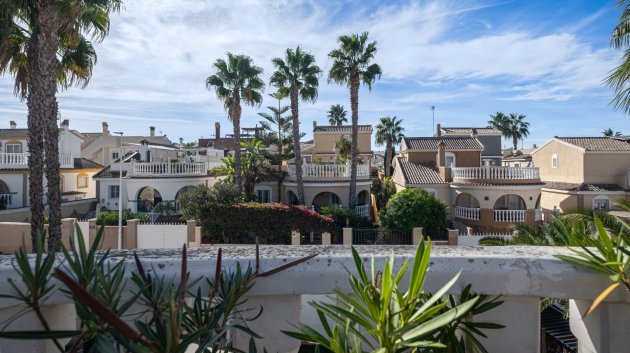 Resale - Villa -
Santa Pola - Gran Alacant