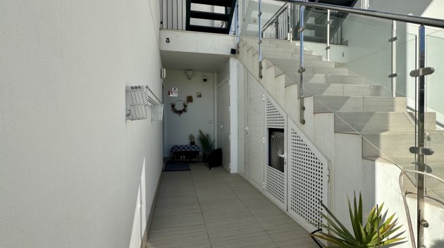 Reventa - Apartamentos -
Orihuela Costa - Punta Prima