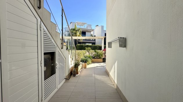Reventa - Apartamentos -
Orihuela Costa - Punta Prima