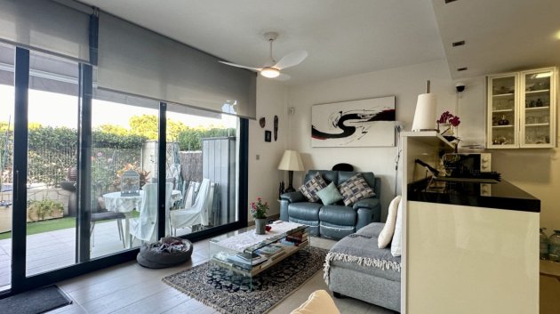 Reventa - Apartamentos -
Orihuela Costa - Punta Prima