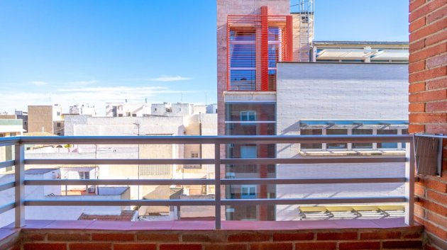 Resale - Apartments -
Torrevieja