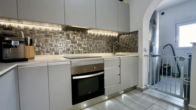 Resale - Villa -
Rojales - Ciudad Quesada