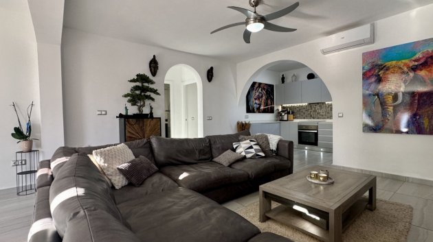 Resale - Villa -
Rojales - Ciudad Quesada