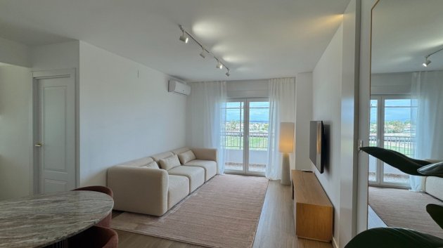 Reventa - Apartamentos -
Orihuela Costa - Punta Prima