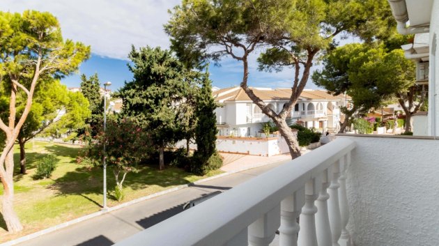 Resale - Townhouse -
Orihuela Costa - La Zenia