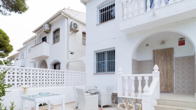 Resale - Townhouse -
Orihuela Costa - La Zenia